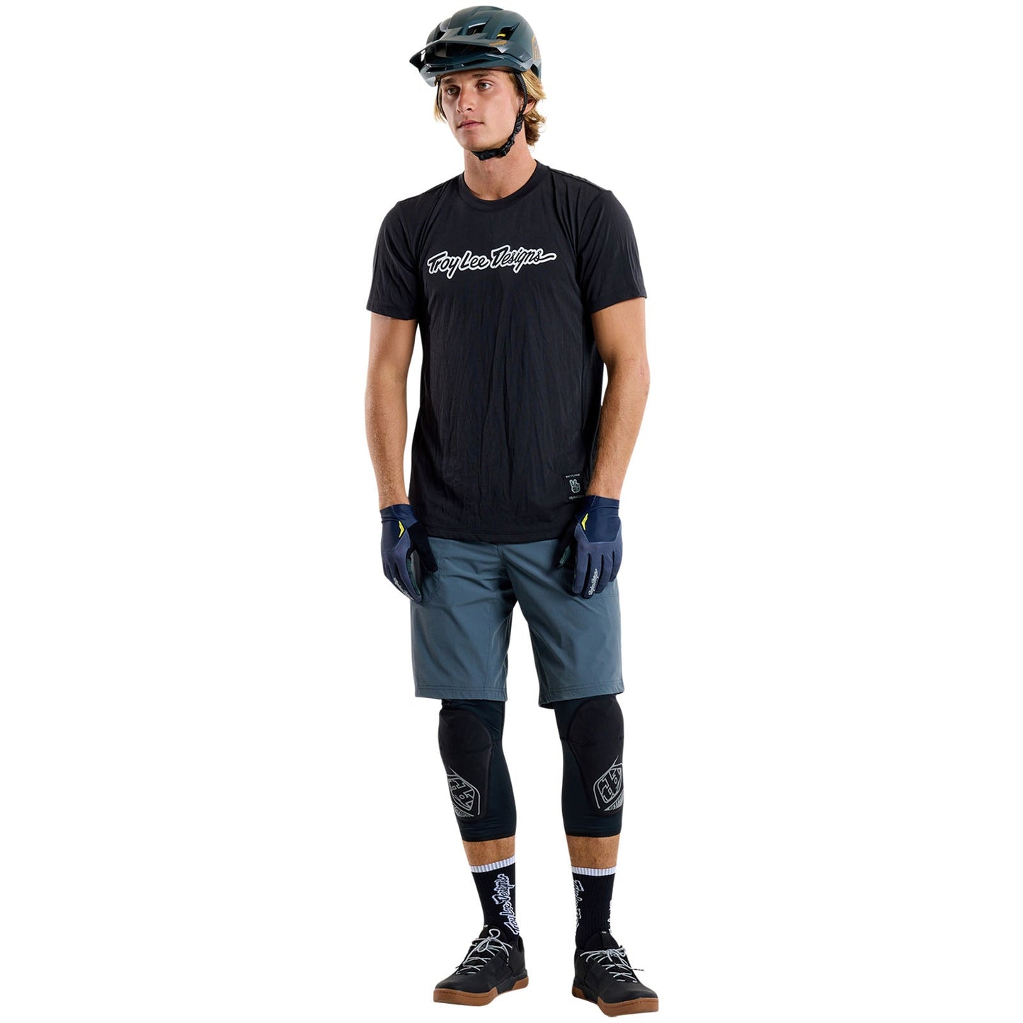 Skyline Trail Short Shell Mono Steel Blue
